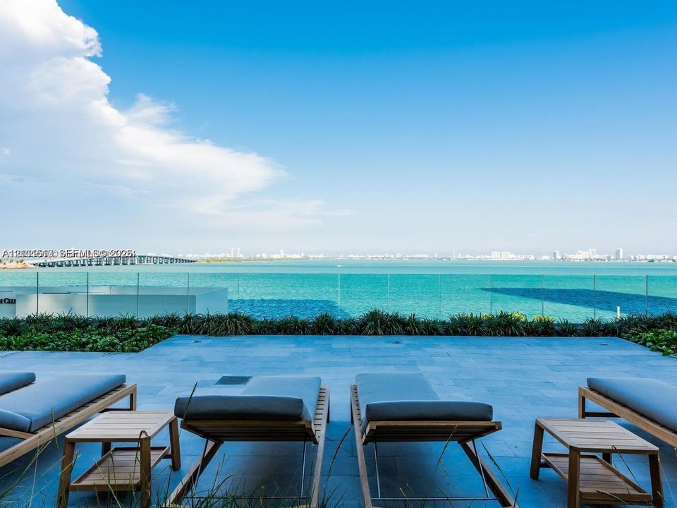 En Venta: $1,990,000 (4 camas, 4 baños, 1871 Pies cuadrados)