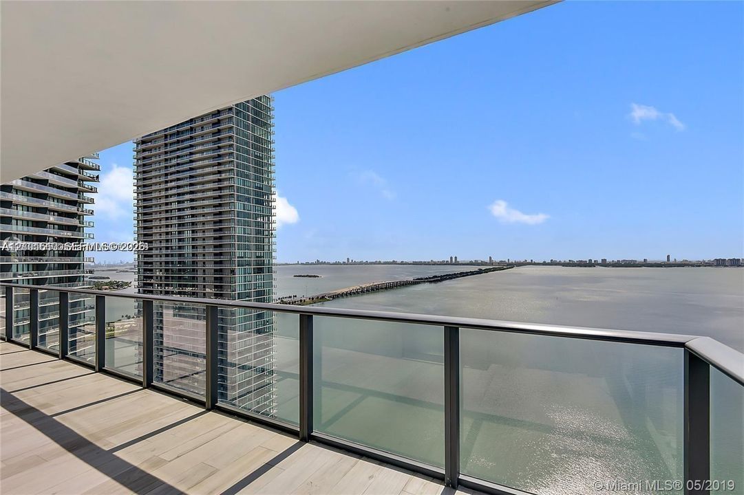 En Venta: $1,990,000 (4 camas, 4 baños, 1871 Pies cuadrados)