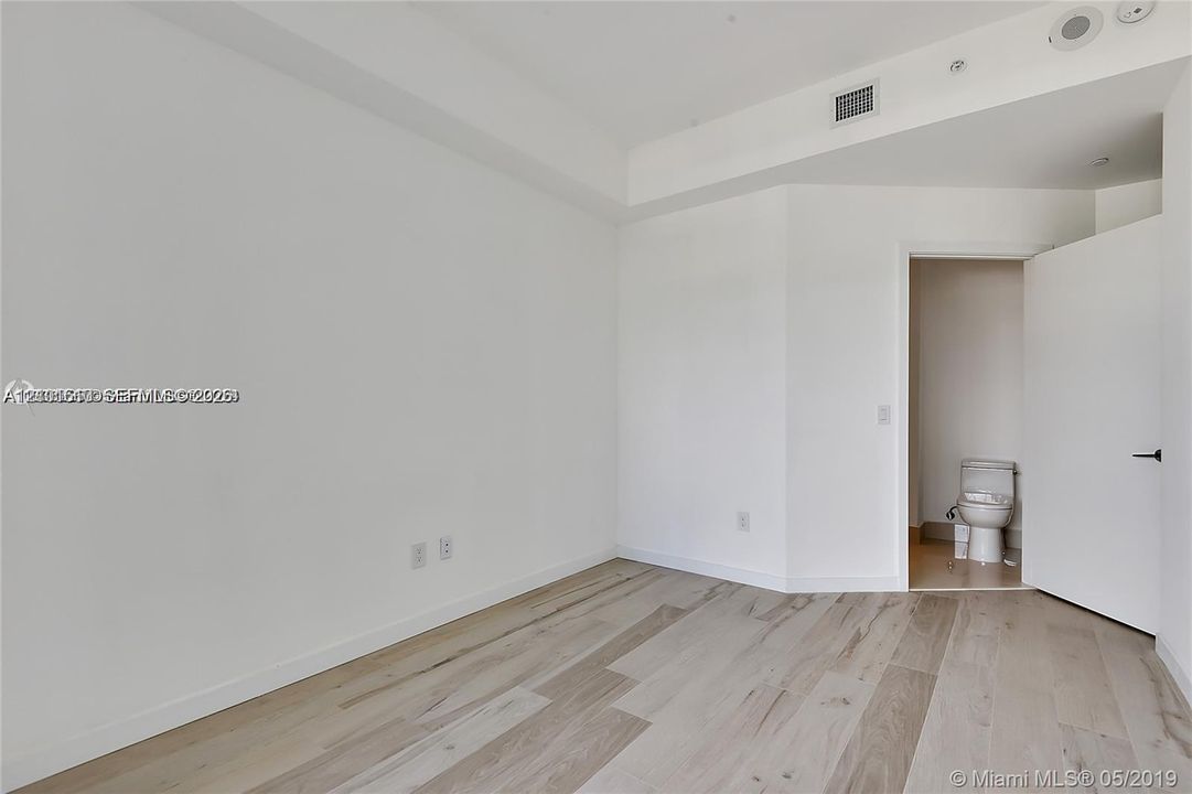 En Venta: $1,990,000 (4 camas, 4 baños, 1871 Pies cuadrados)