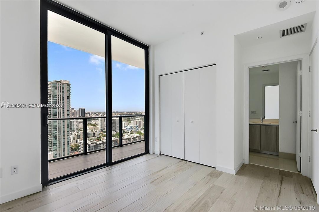 En Venta: $1,990,000 (4 camas, 4 baños, 1871 Pies cuadrados)
