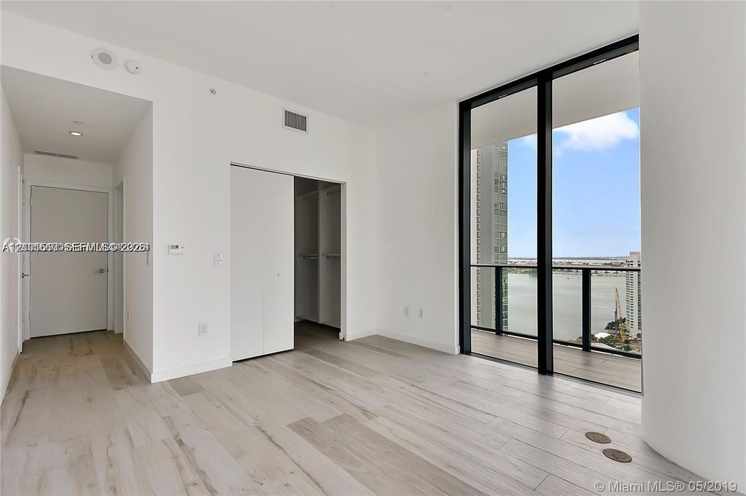 En Venta: $1,990,000 (4 camas, 4 baños, 1871 Pies cuadrados)