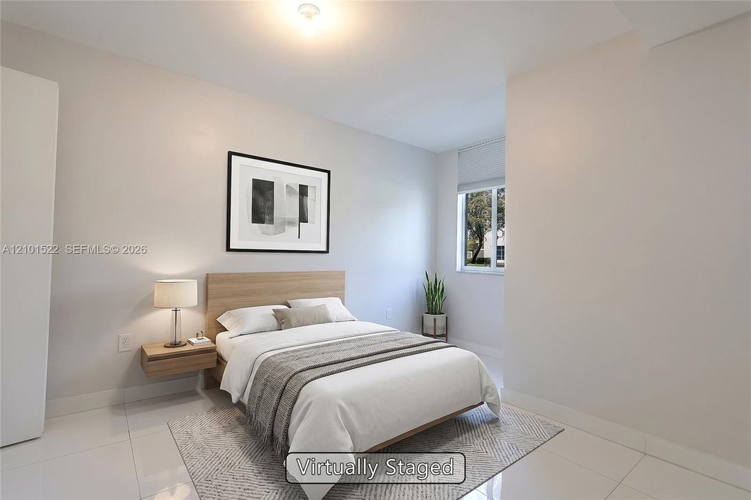 En Venta: $300,000 (2 camas, 2 baños, 1050 Pies cuadrados)