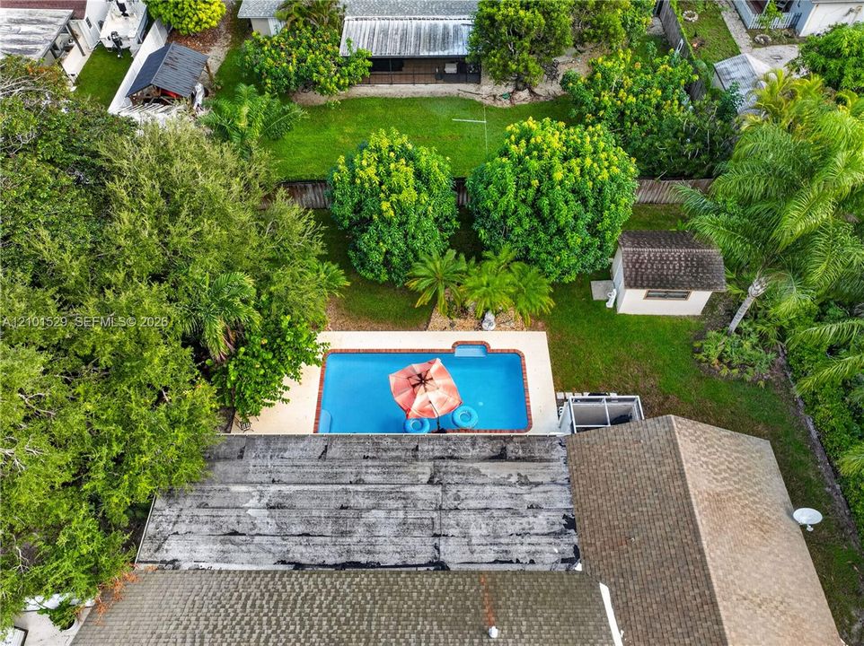 En Venta: $799,900 (3 camas, 2 baños, 2408 Pies cuadrados)