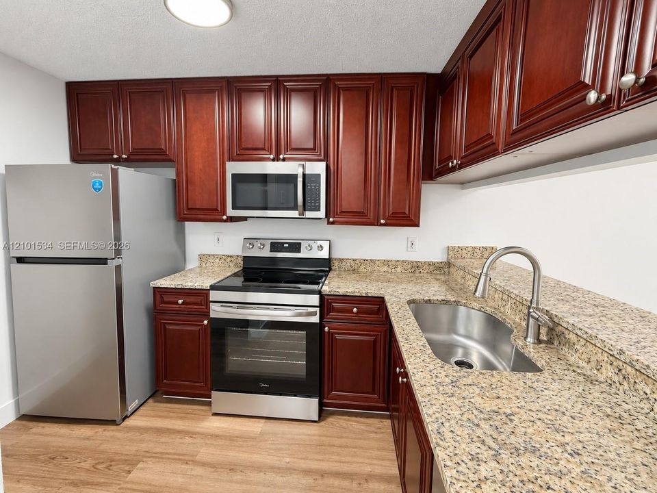 В аренду: $2,600 (3 спален, 2 ванн, 0 Квадратных фут)