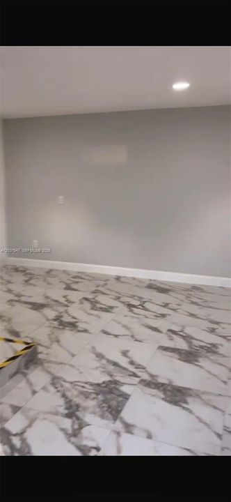 En Renta: $1,500 (1 camas, 1 baños, 700 Pies cuadrados)