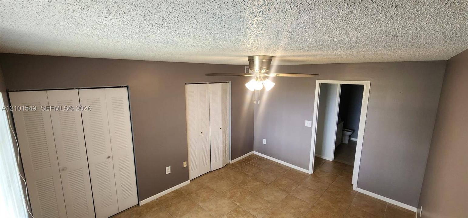 В аренду: $1,700 (1 спален, 1 ванн, 707 Квадратных фут)