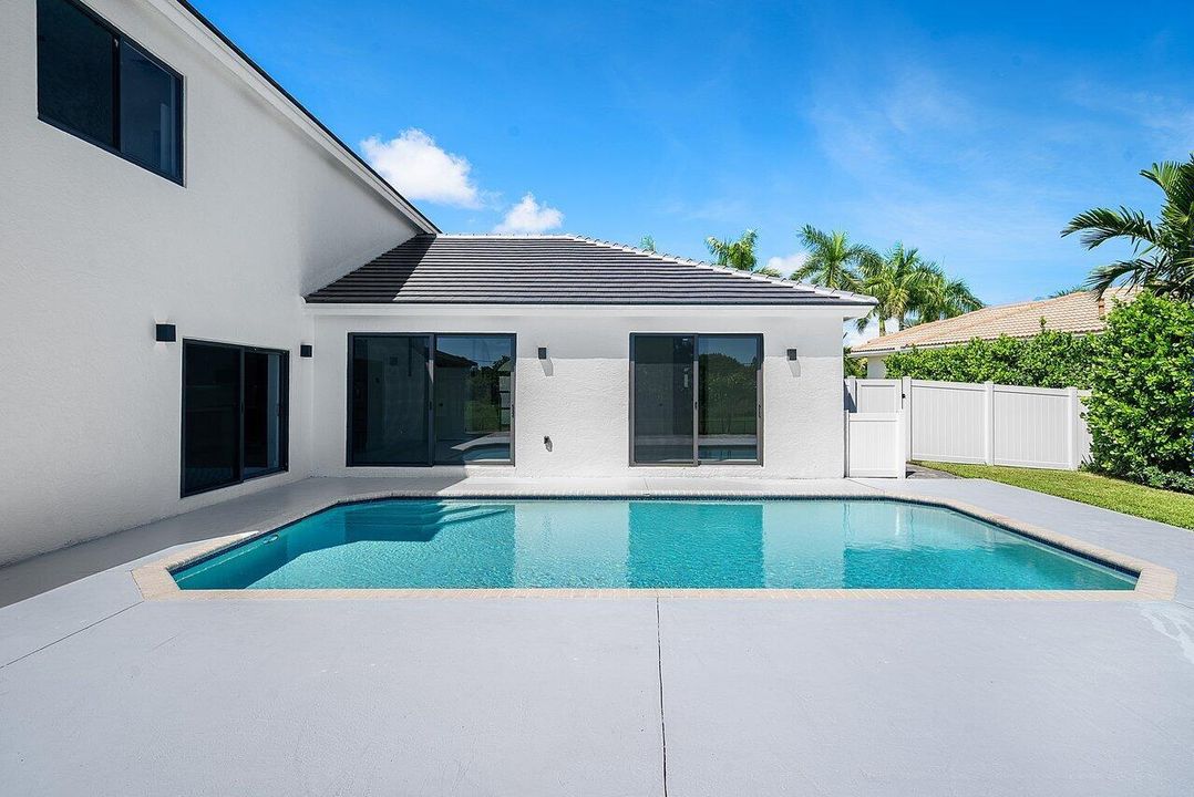 048-7548FairwayTrail-BocaRaton-FL-33487-