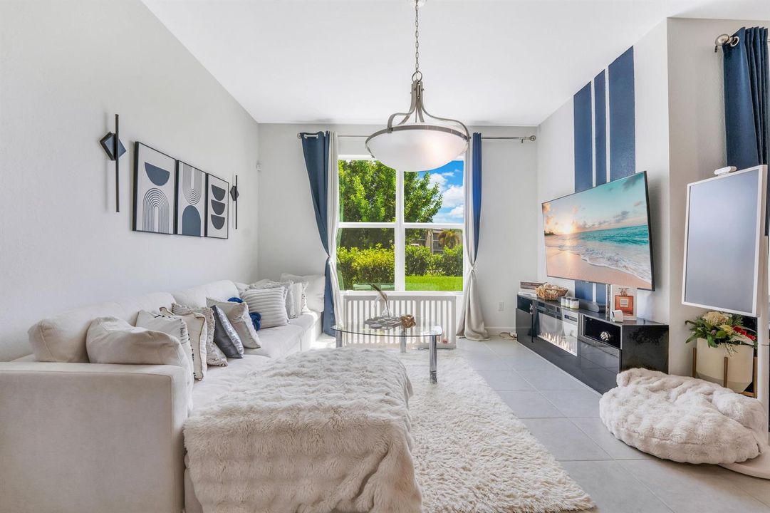 009_trevisuality_4178_lagoon_shore_dr-9_