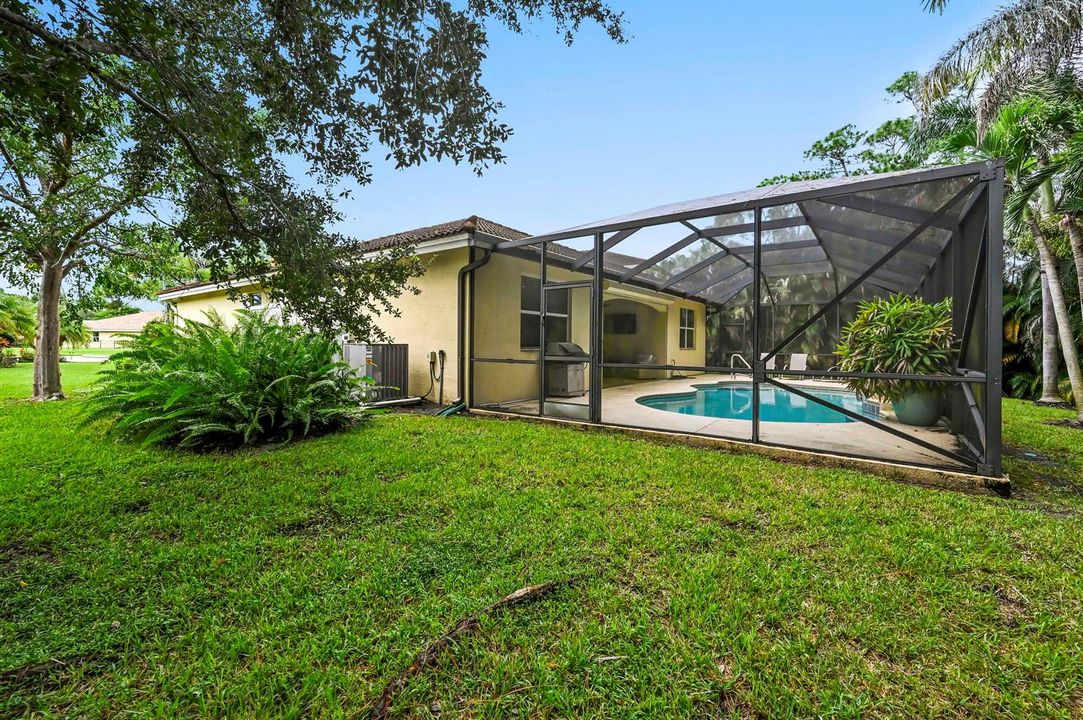 521 NE Abaca Way, Jensen Beach, FL_31