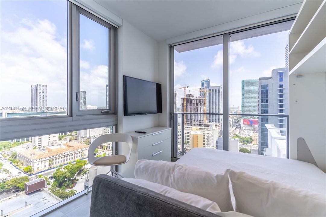 En Venta: $615,000 (2 camas, 1 baños, 647 Pies cuadrados)