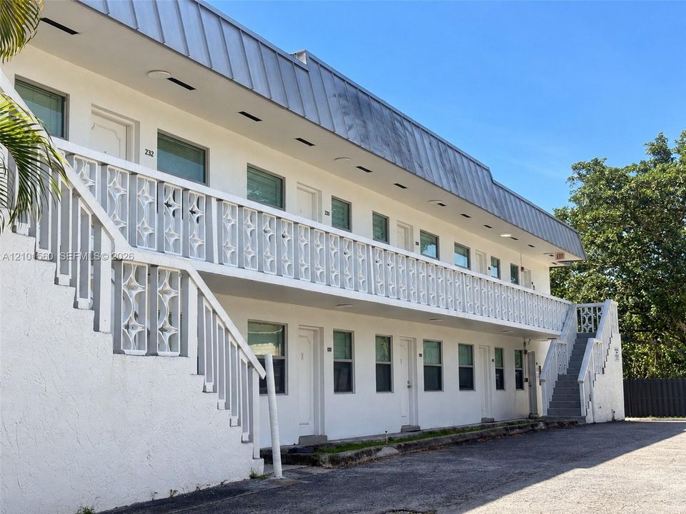 В аренду: $1,700 (1 спален, 1 ванн, 572 Квадратных фут)