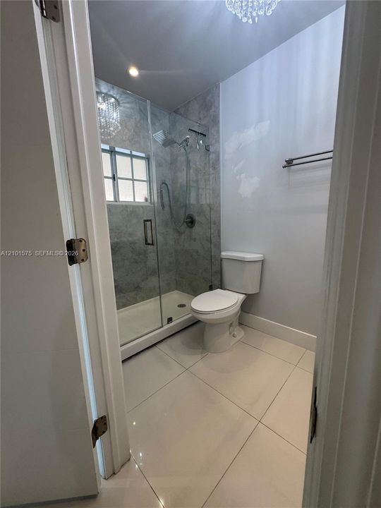 For Sale: $375,000 (2 beds, 2 baths, 1080 Square Feet)