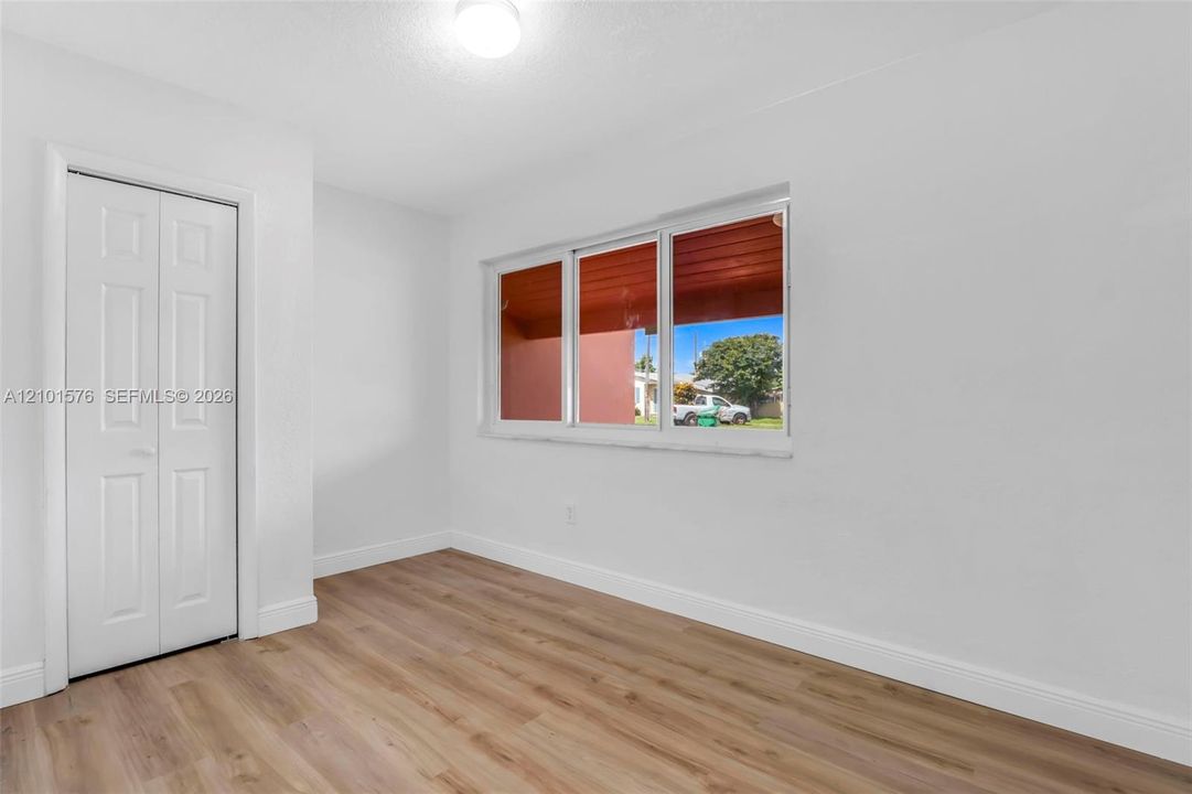 For Sale: $510,000 (3 beds, 2 baths, 1262 Square Feet)