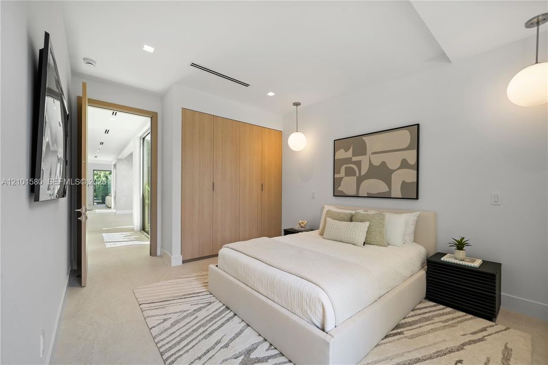 En Venta: $3,300,000 (5 camas, 4 baños, 4328 Pies cuadrados)