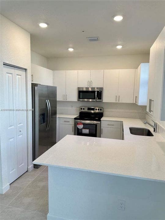 For Rent: $3,500 (3 beds, 2 baths, 0 Square Feet)