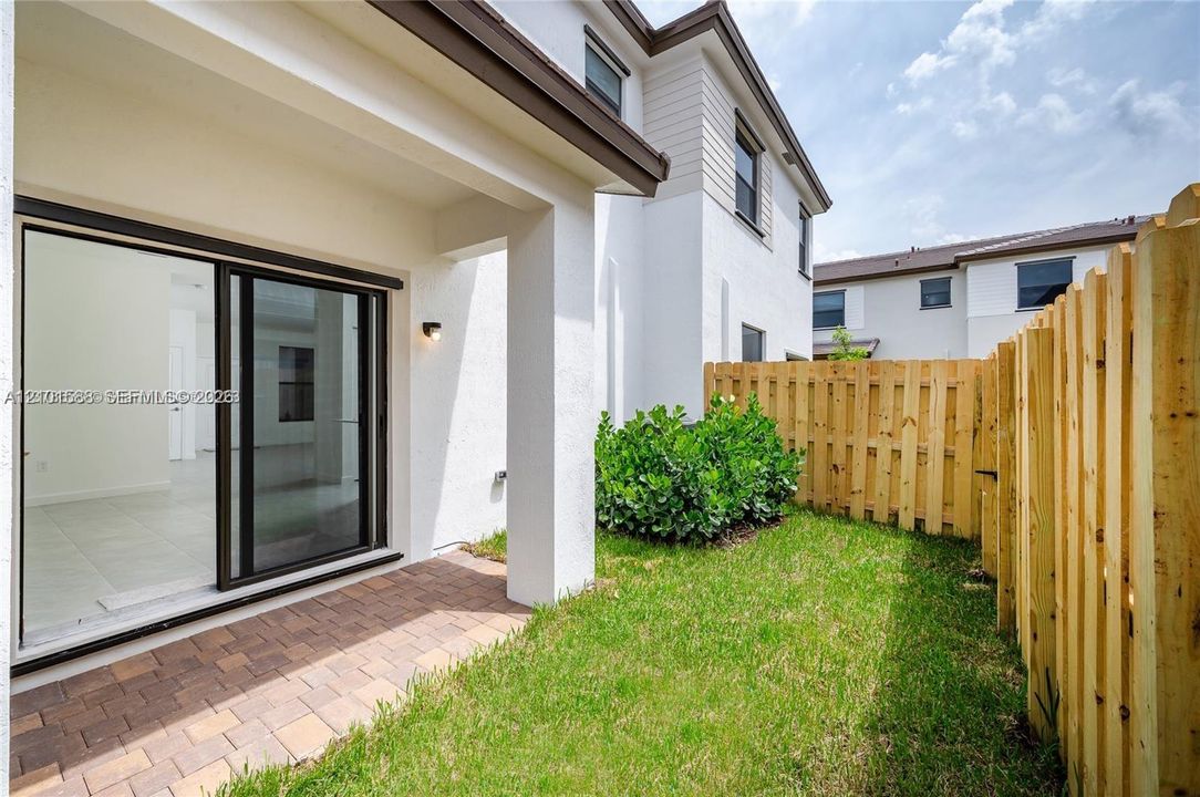 For Rent: $3,500 (3 beds, 2 baths, 0 Square Feet)