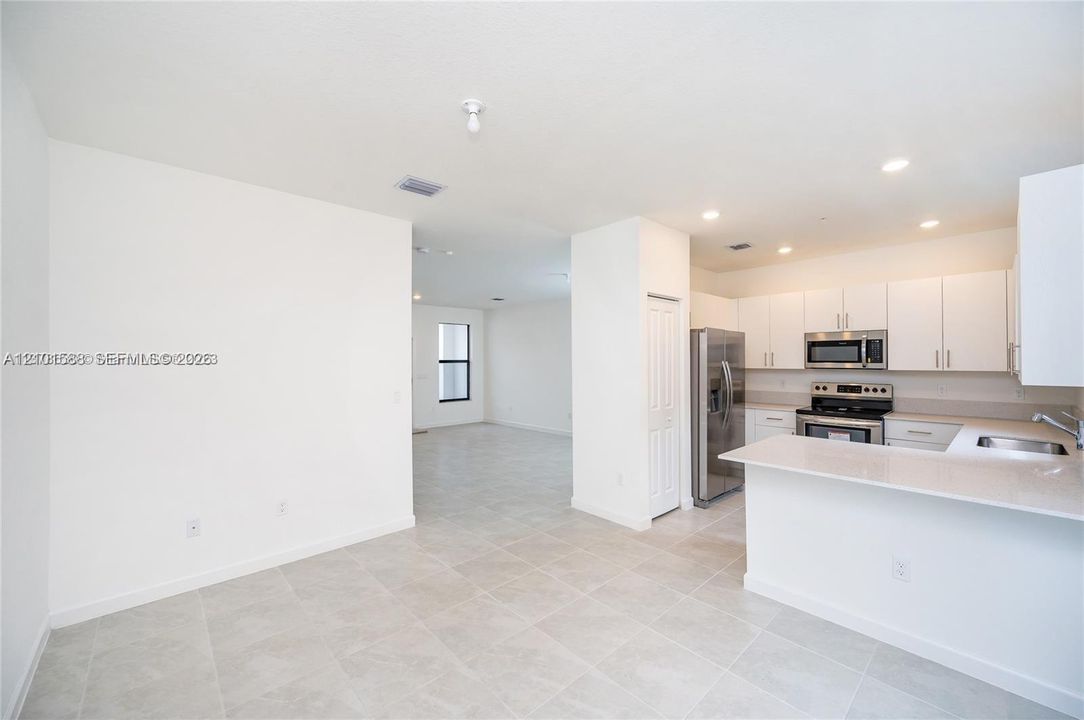 For Rent: $3,500 (3 beds, 2 baths, 0 Square Feet)