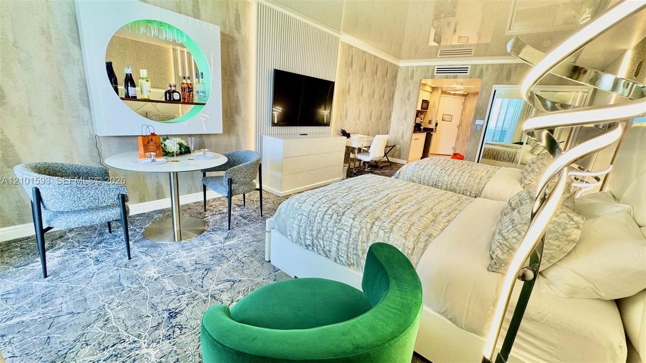 En Venta: $457,000 (1 camas, 1 baños, 551 Pies cuadrados)