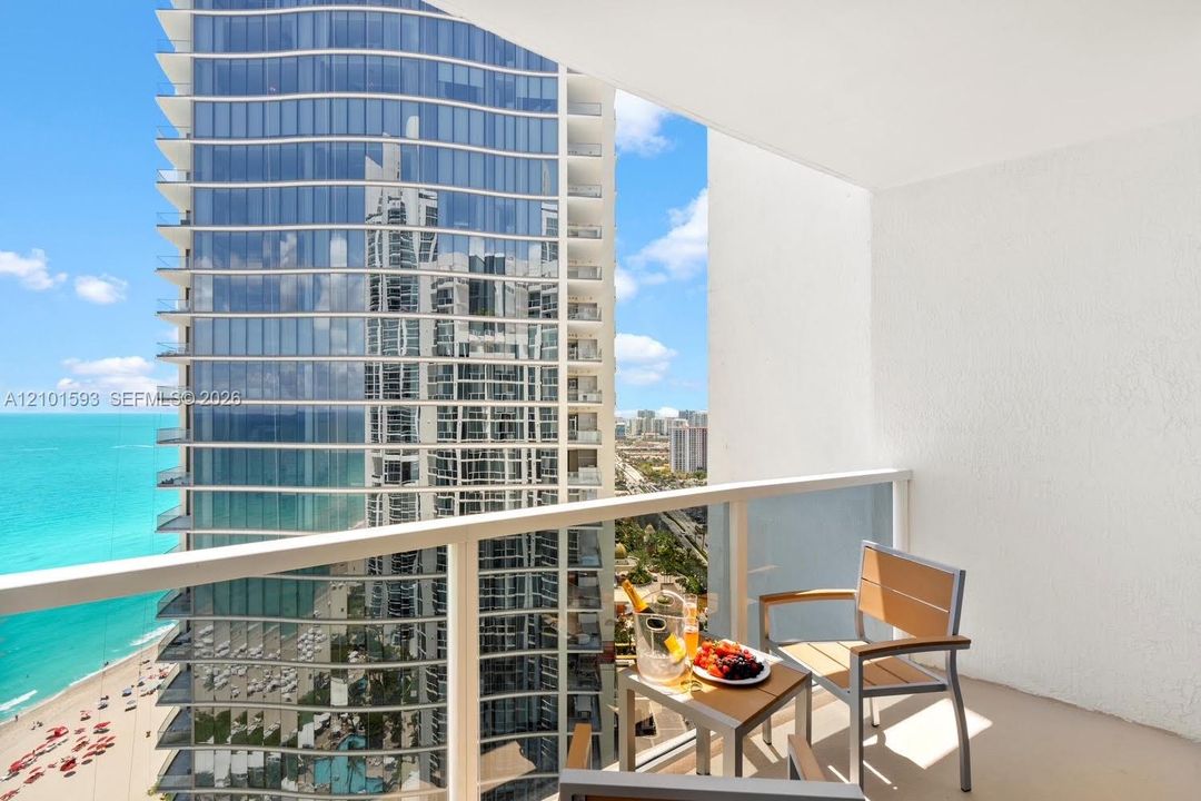 En Venta: $457,000 (1 camas, 1 baños, 551 Pies cuadrados)