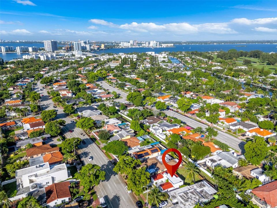 На продажу: $999,000 (3 спален, 2 ванн, 1044 Квадратных фут)
