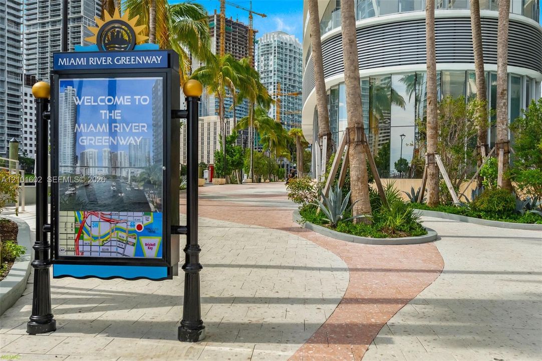 В аренду: $5,500 (0 спален, 1 ванн, 618 Квадратных фут)