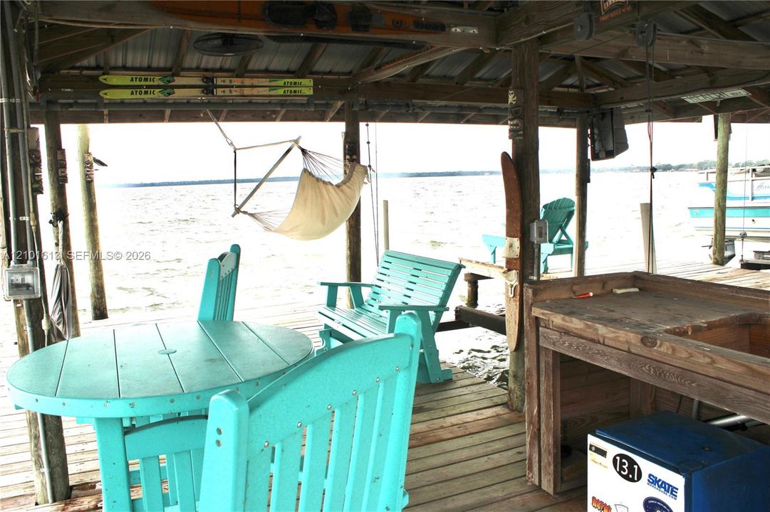 En Venta: $550,000 (3 camas, 1 baños, 999 Pies cuadrados)