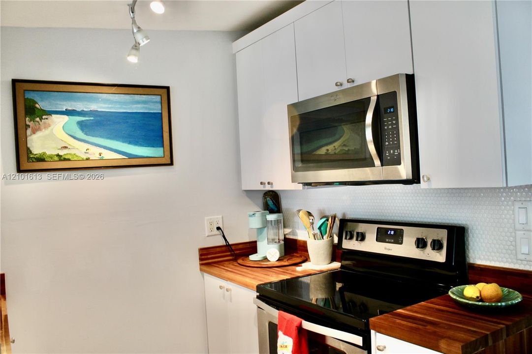 En Venta: $550,000 (3 camas, 1 baños, 999 Pies cuadrados)