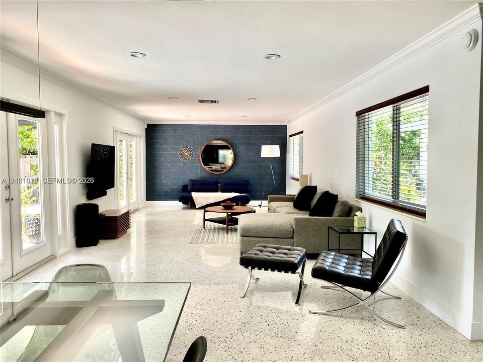 For Rent: $8,500 (3 beds, 2 baths, 1657 Square Feet)