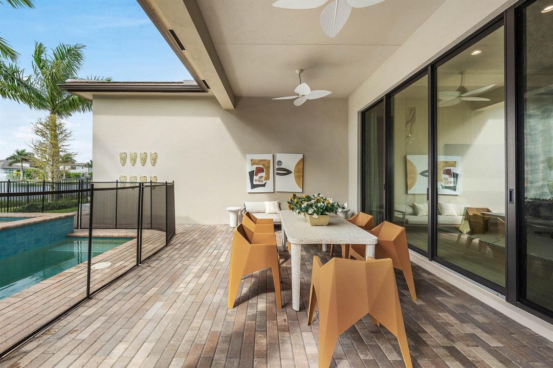 037-8556CrystalDownsAvenue-BocaRaton-FL-