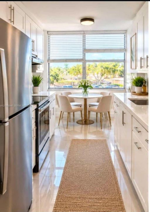Kitchen and Breakfast Area