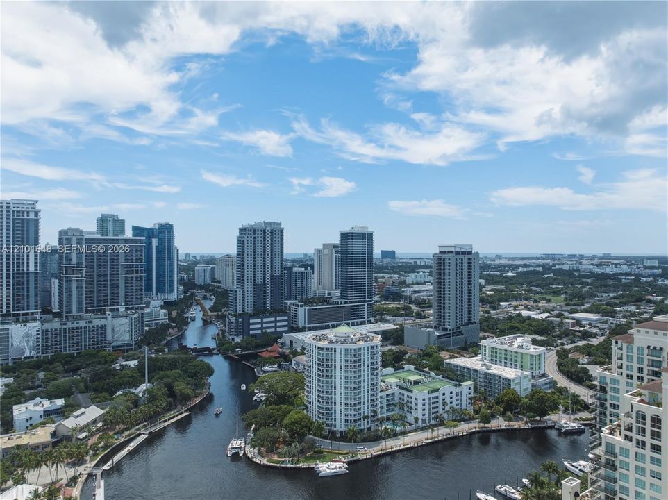For Rent: $4,100 (2 beds, 2 baths, 1236 Square Feet)