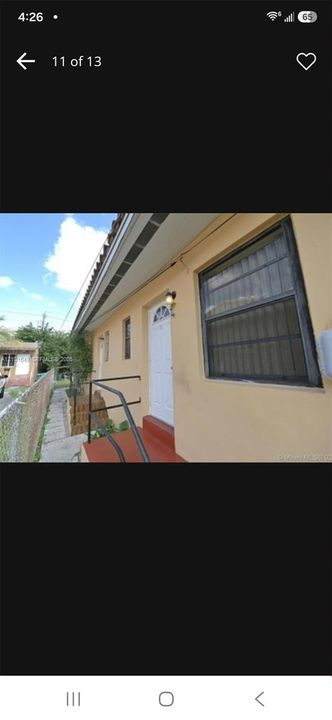 En Venta: $899,000 (4 camas, 2 baños, 920 Pies cuadrados)