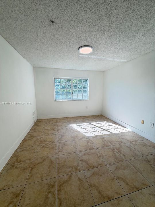 En Renta: $2,200 (2 camas, 2 baños, 966 Pies cuadrados)