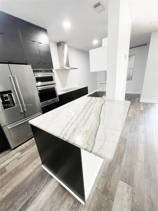 В аренду: $2,800 (2 спален, 2 ванн, 1448 Квадратных фут)