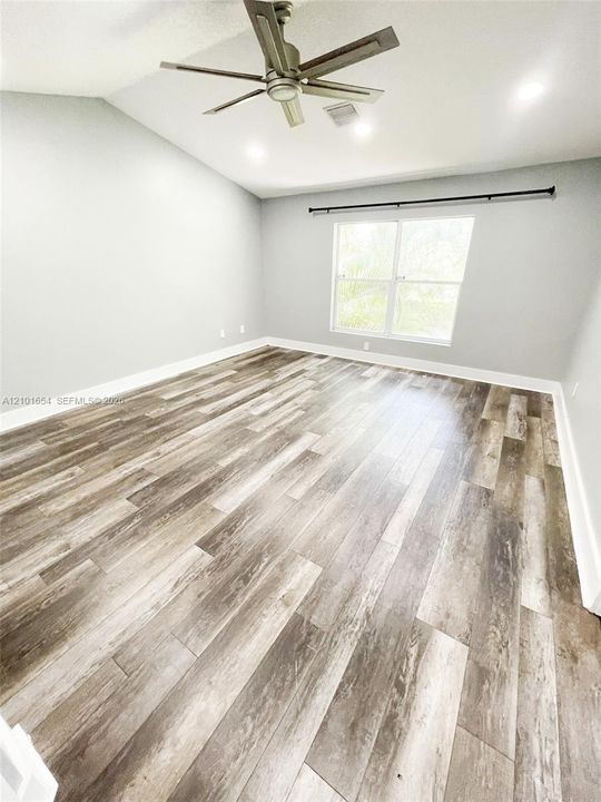 В аренду: $2,800 (2 спален, 2 ванн, 1448 Квадратных фут)