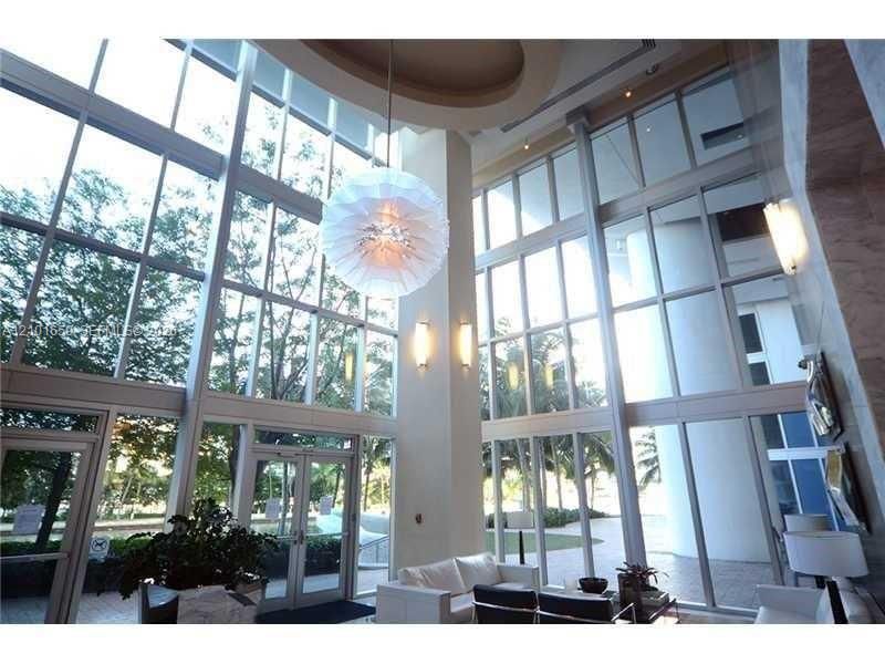 For Sale: $395,000 (0 beds, 1 baths, 451 Square Feet)