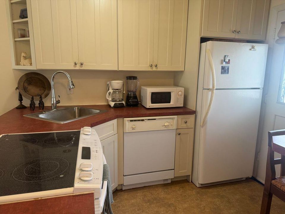 Kitchen 2
