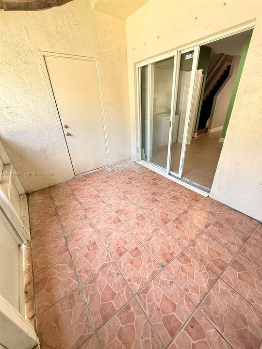 В аренду: $2,700 (2 спален, 2 ванн, 1110 Квадратных фут)