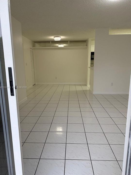 В аренду: $2,750 (3 спален, 2 ванн, 1060 Квадратных фут)
