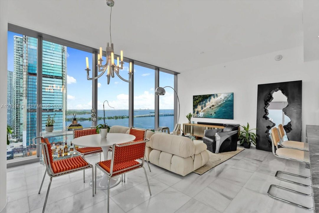 For Rent: $8,800 (2 beds, 2 baths, 1105 Square Feet)