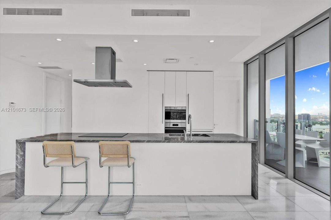 For Rent: $8,800 (2 beds, 2 baths, 1105 Square Feet)