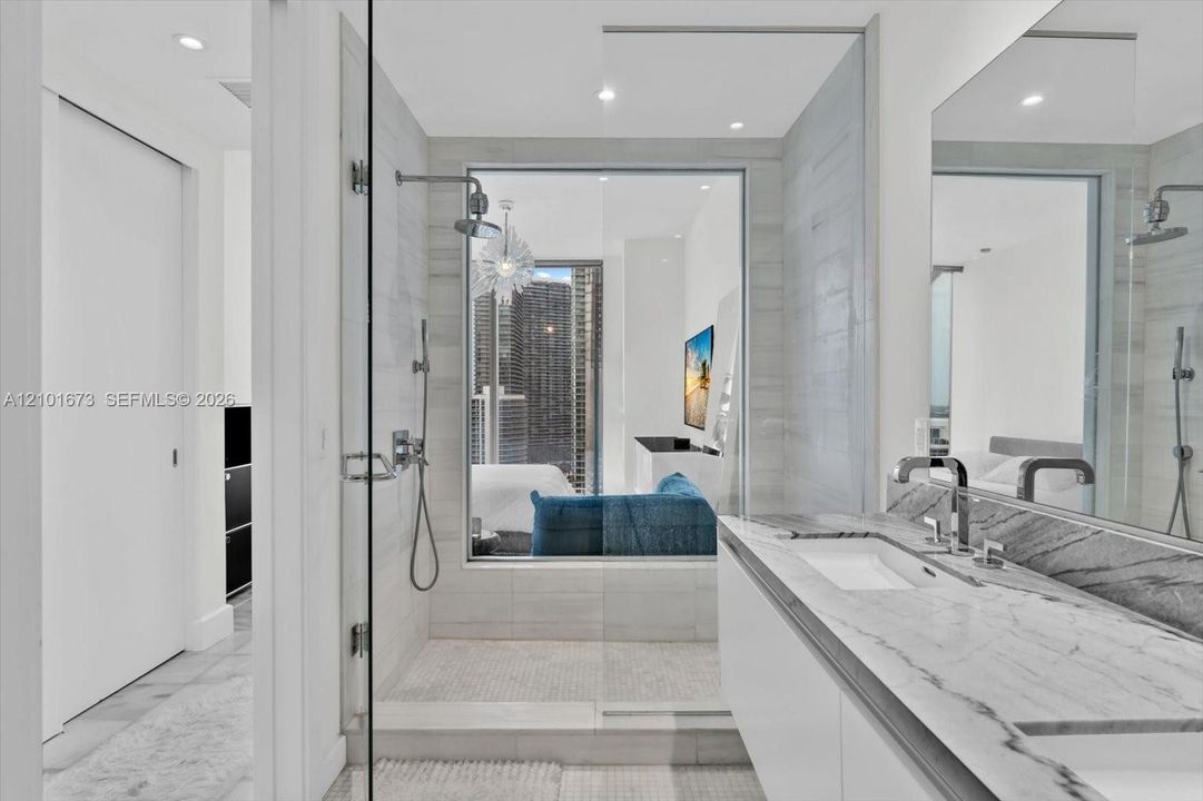 For Rent: $8,800 (2 beds, 2 baths, 1105 Square Feet)