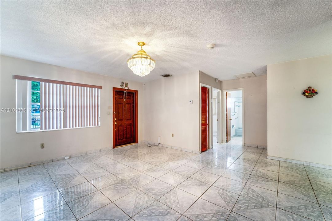 For Sale: $575,000 (3 beds, 2 baths, 1430 Square Feet)