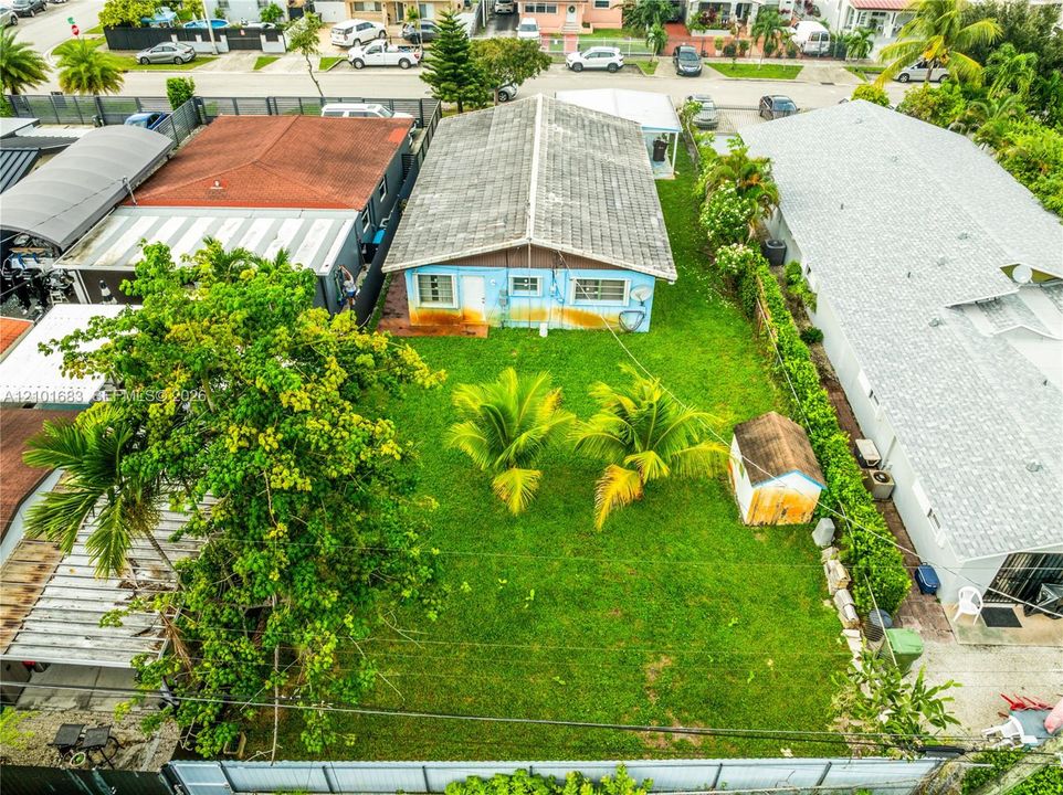 For Sale: $575,000 (3 beds, 2 baths, 1430 Square Feet)