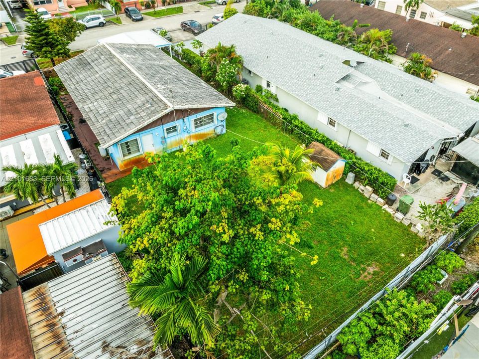 For Sale: $575,000 (3 beds, 2 baths, 1430 Square Feet)