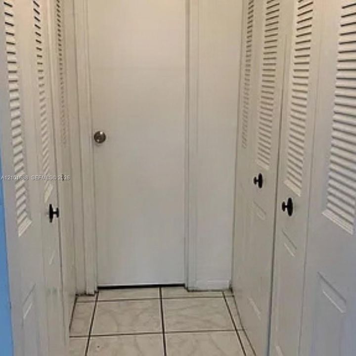 En Venta: $199,000 (2 camas, 2 baños, 884 Pies cuadrados)