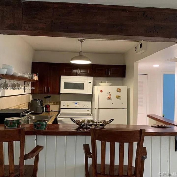 En Venta: $199,000 (2 camas, 2 baños, 884 Pies cuadrados)