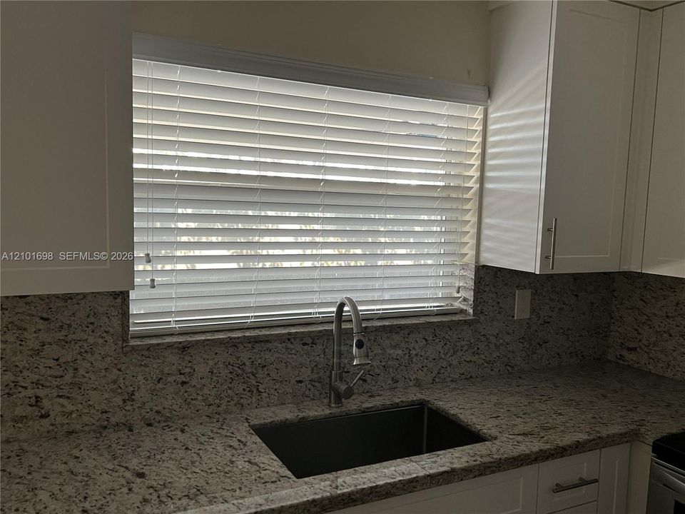 En Renta: $3,650 (4 camas, 2 baños, 1492 Pies cuadrados)