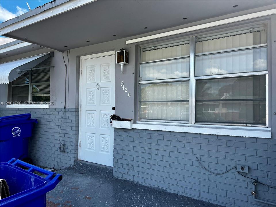 В аренду: $1,850 (2 спален, 1 ванн, 768 Квадратных фут)