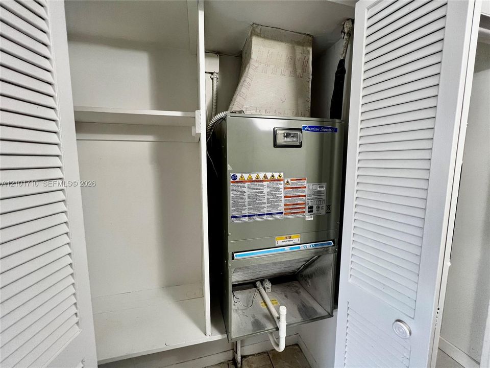 В аренду: $1,850 (2 спален, 1 ванн, 768 Квадратных фут)